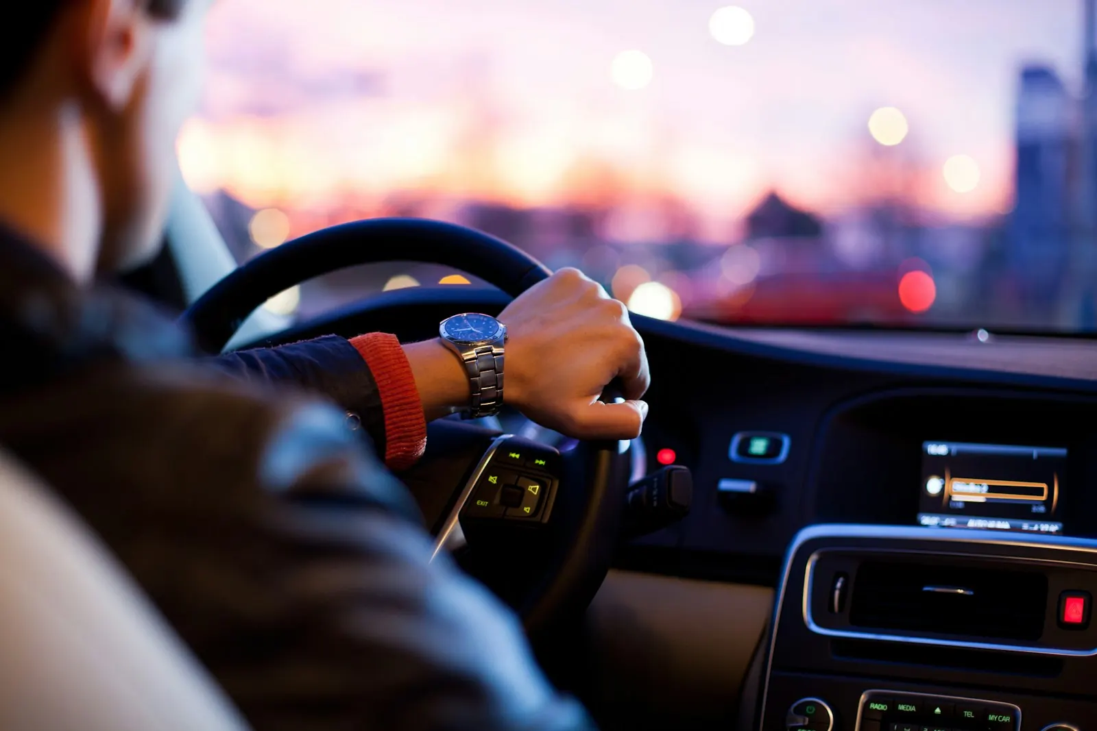 Automatische Terminerinnerungen für eine Fahrschule